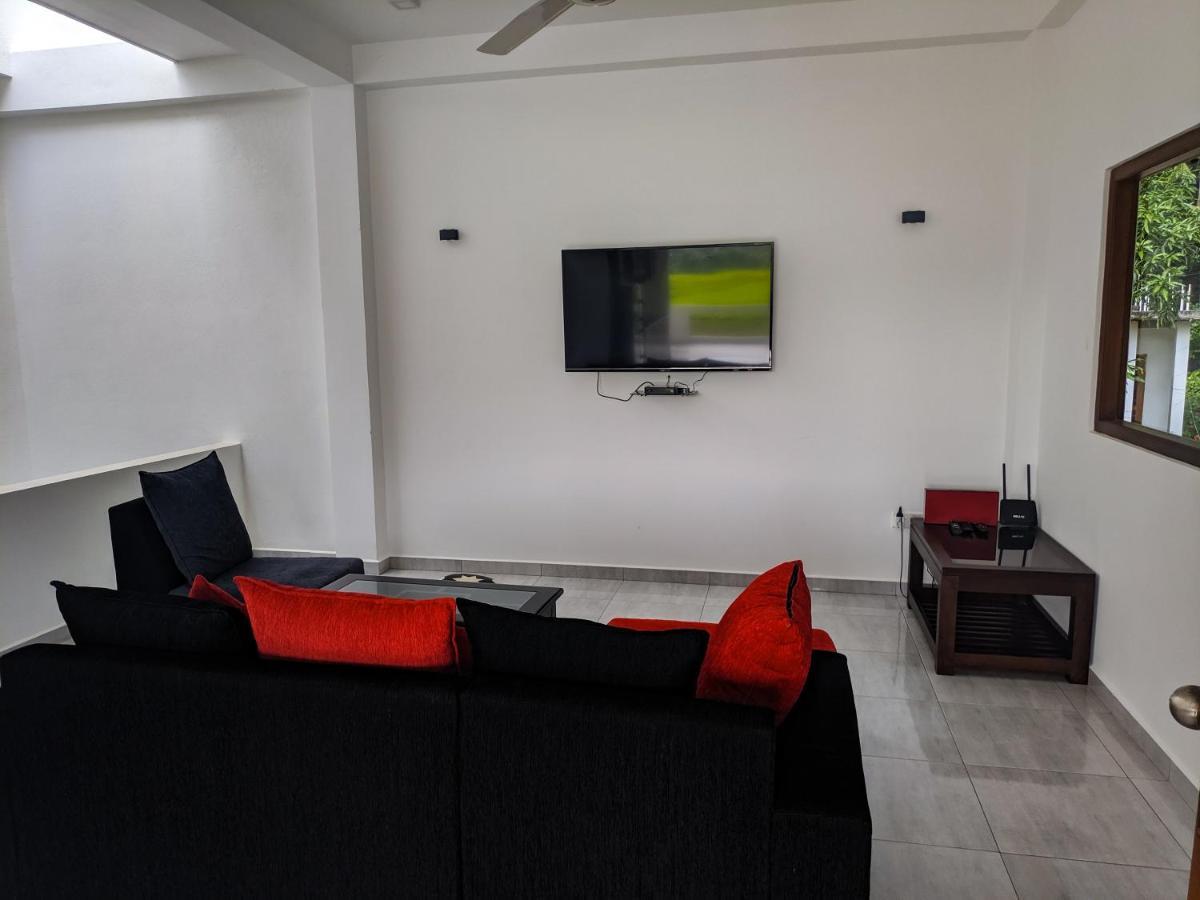 Villa Red Pool Hikkaduwa Zewnętrze zdjęcie